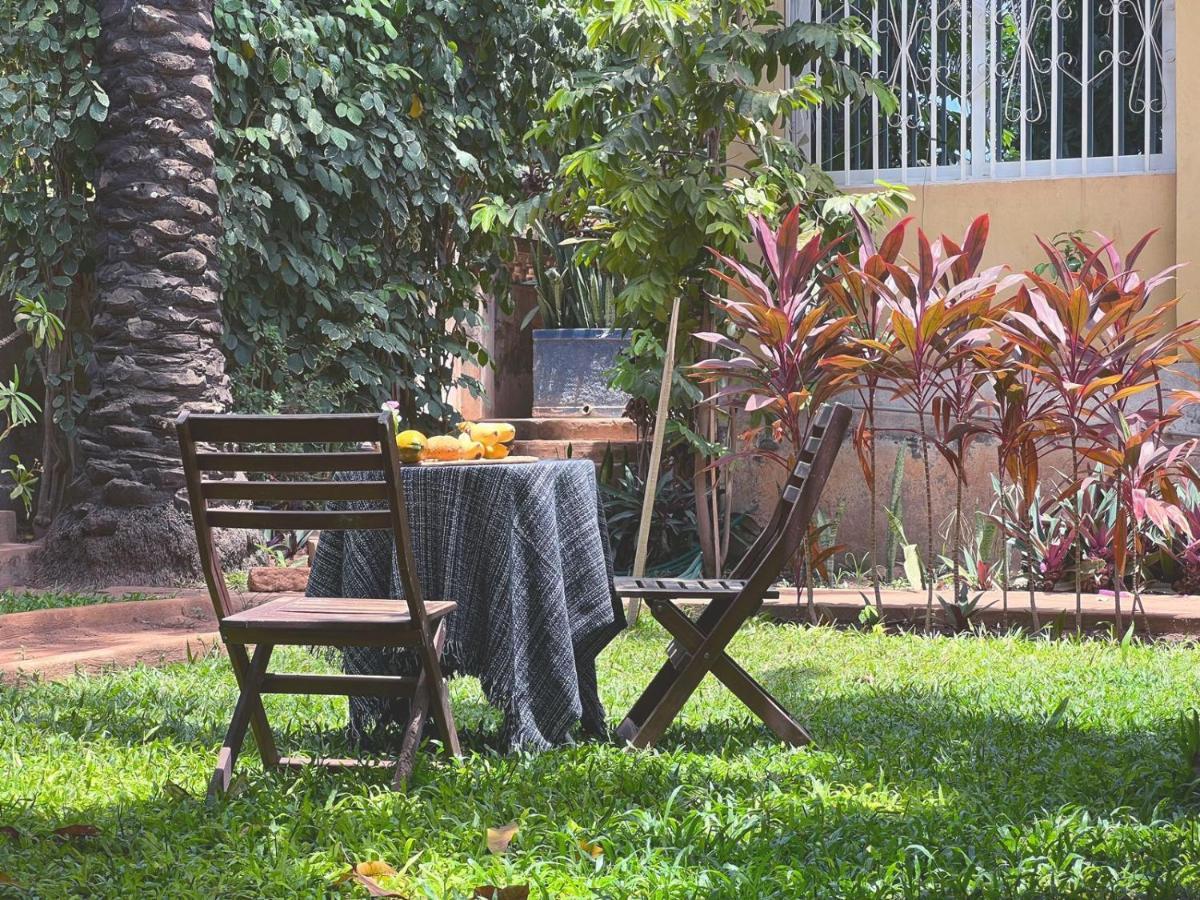 Casa Cacheu Homestay Guest House Бисау Экстерьер фото