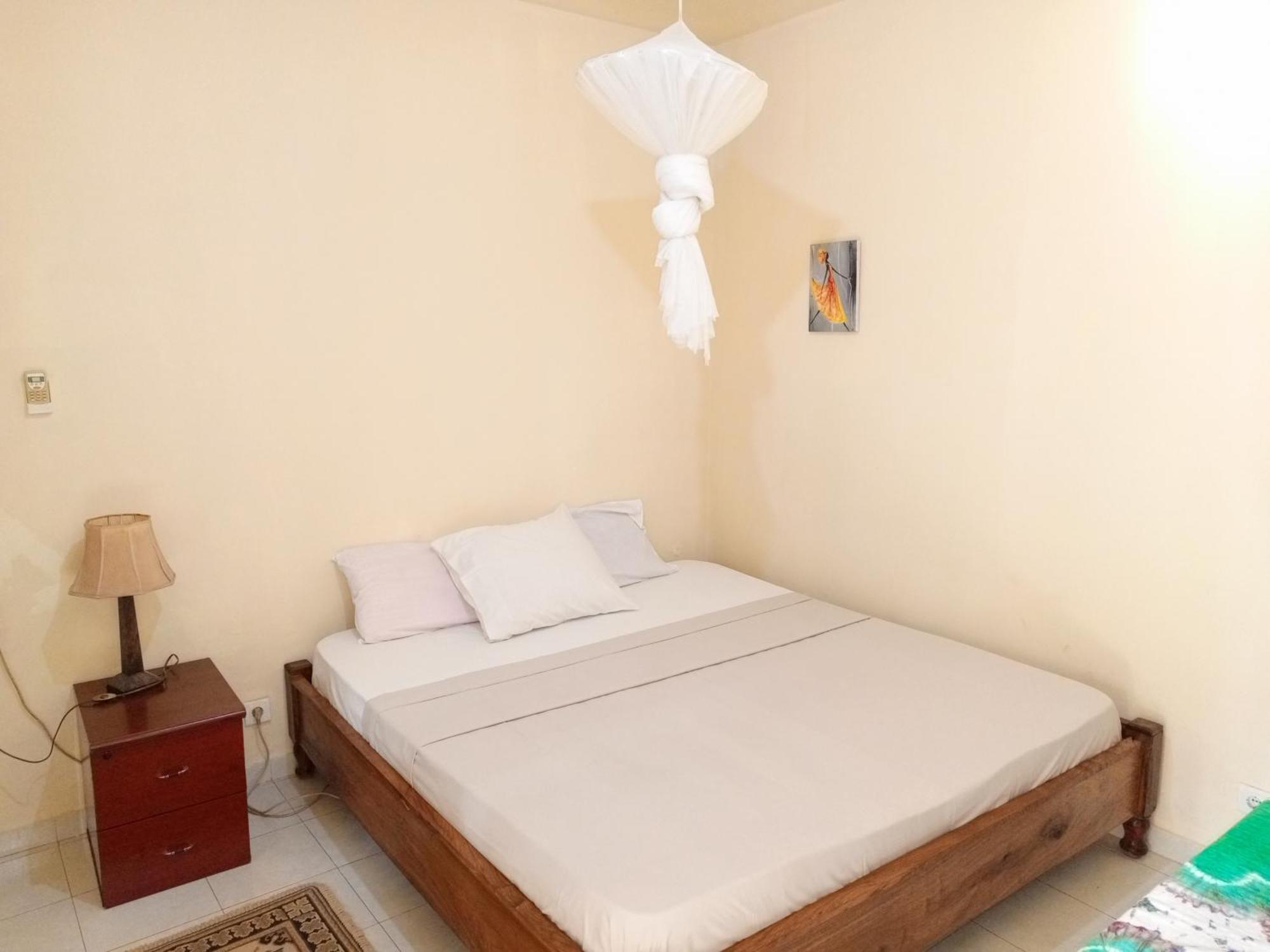 Casa Cacheu Homestay Guest House Бисау Экстерьер фото